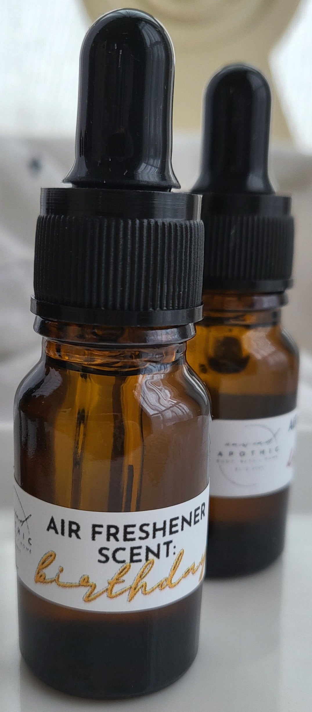 Hanging Air Freshener Refill Dropper- Scent Beads Oil- Aromatherapy- Clip Vent Fragrance- Portable Reed Diffuser- Essential Oil Pendant