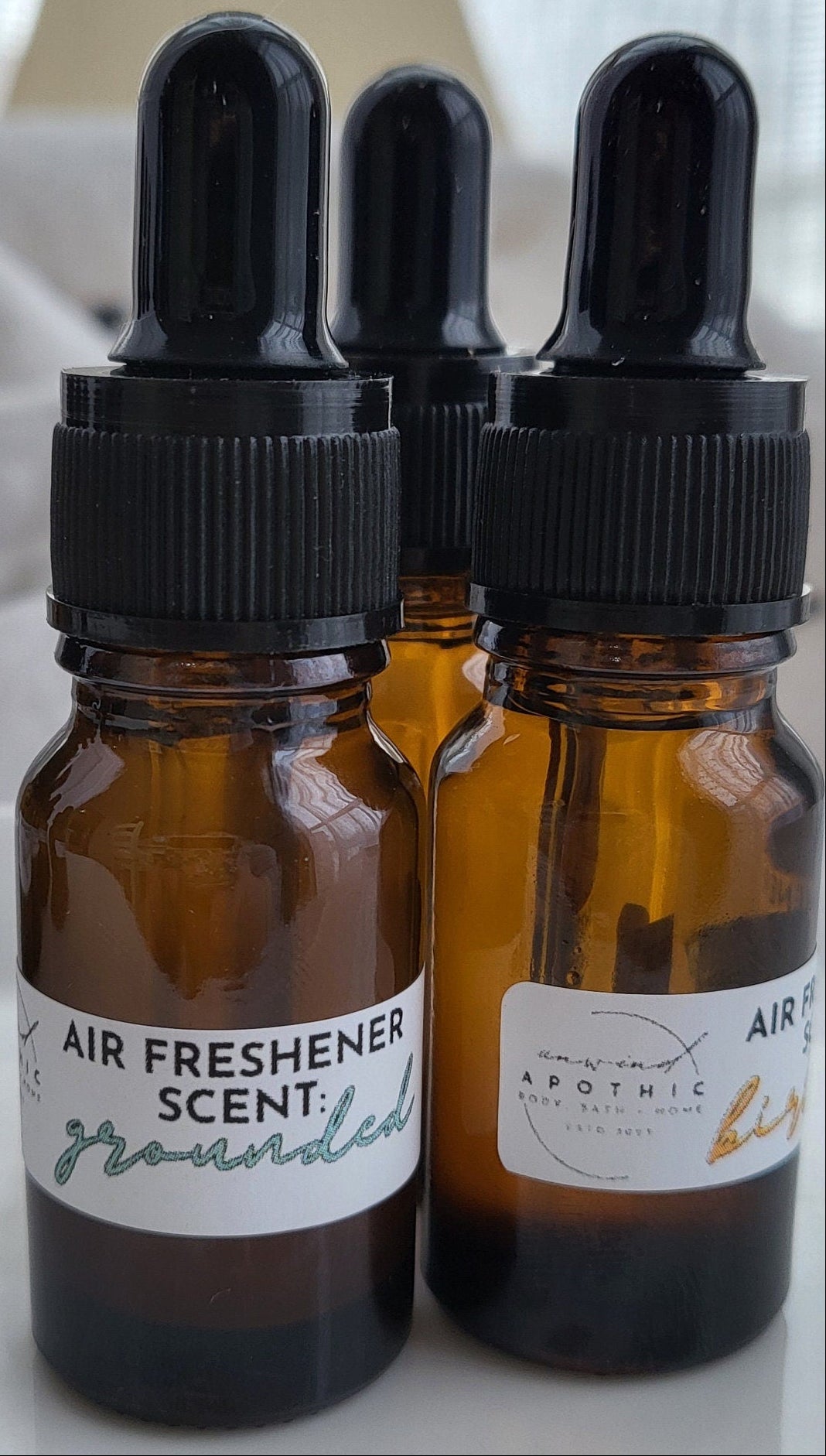 Hanging Air Freshener Refill Dropper- Scent Beads Oil- Aromatherapy- Clip Vent Fragrance- Portable Reed Diffuser- Essential Oil Pendant