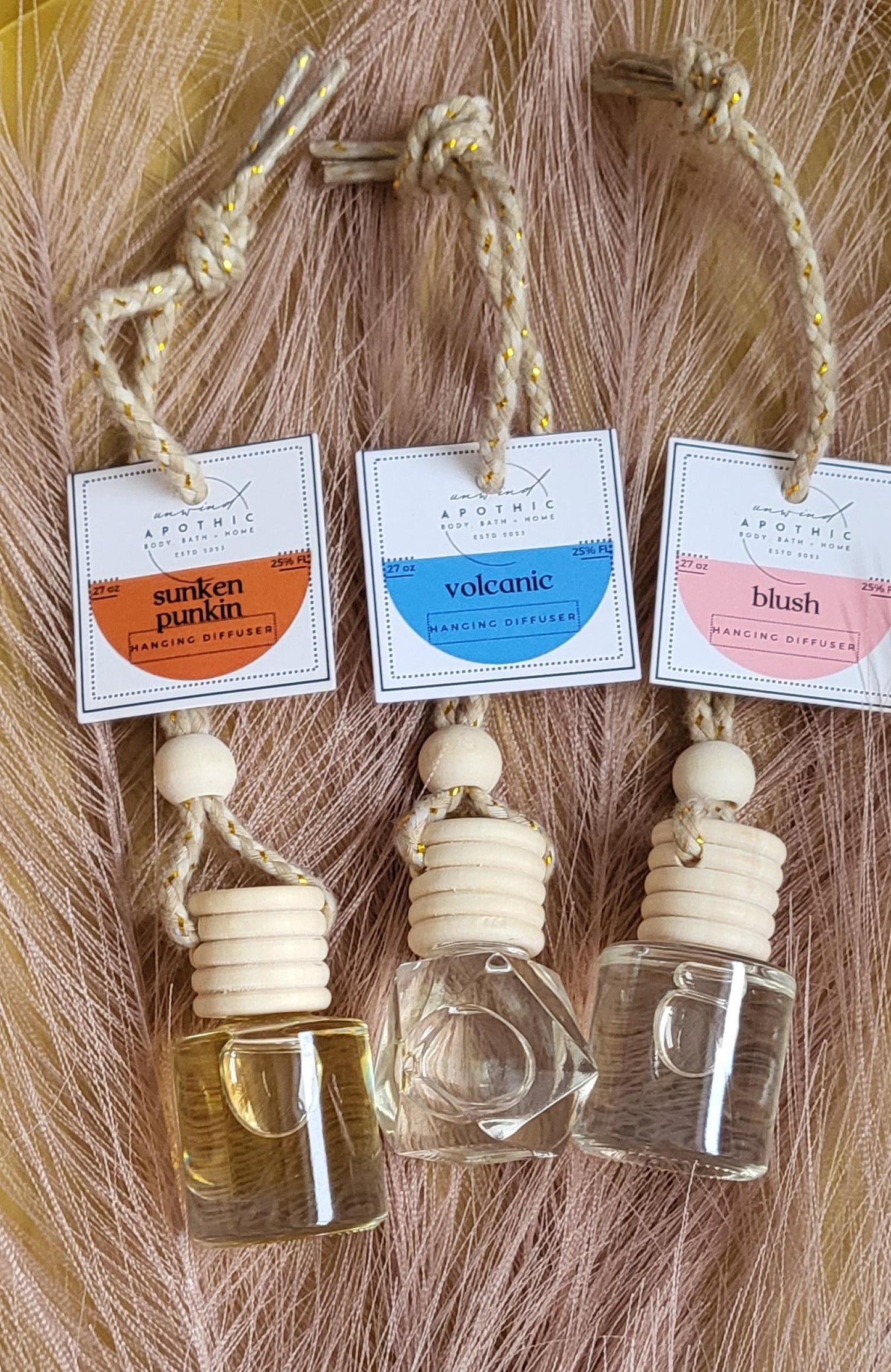 Hanging Air Freshener - Car Deodorizer - Aromatherapy - Desk Freshener- Portable Air Reed Diffuser- Essential Oil Pendant - Perfume Ornament