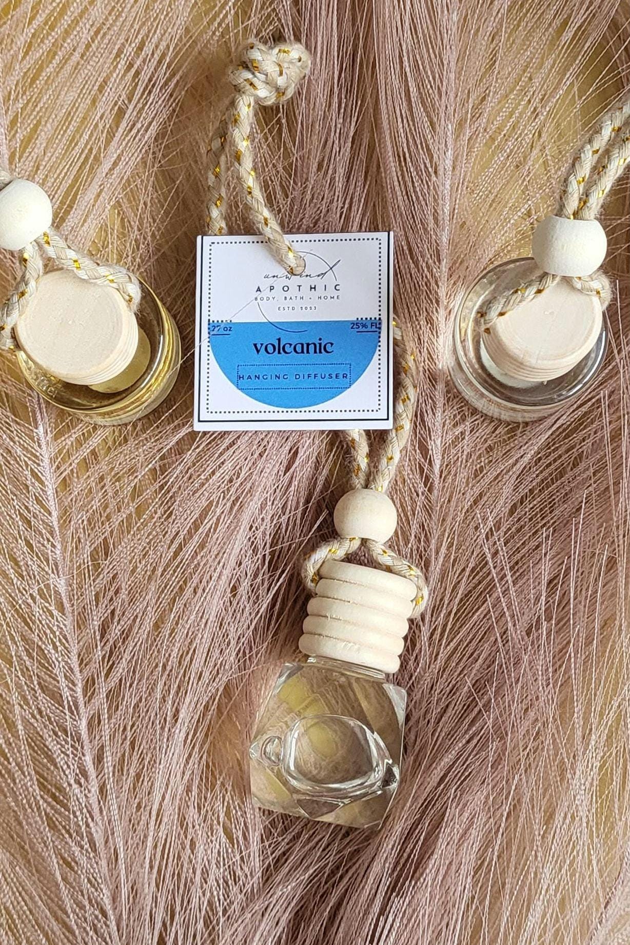 Hanging Air Freshener - Car Deodorizer - Aromatherapy - Desk Freshener- Portable Air Reed Diffuser- Essential Oil Pendant - Perfume Ornament