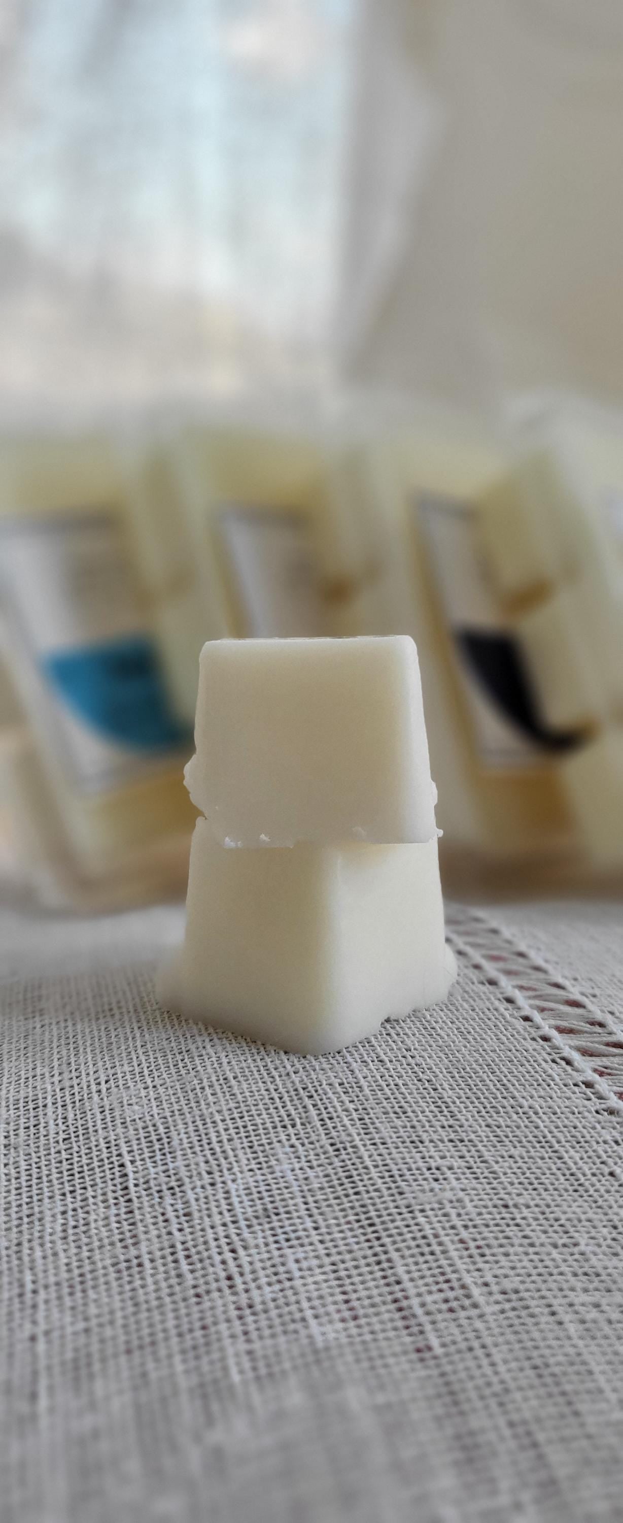 Wax Melts Soy - Flameless Candle - Candle Warmer- Non-Toxic- Aromatherapy- Handmade- Eco-Friendly- Long Lasting- Clean- No Burn- Scentsy Wax